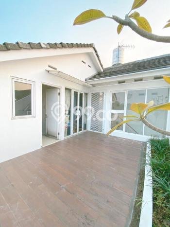 Jual Rumah Eksklusif 4 KT di Pangkalan Jati, Depok Jual Rumah Eksklusif 4 KT di Pangkalan Jati, Depok