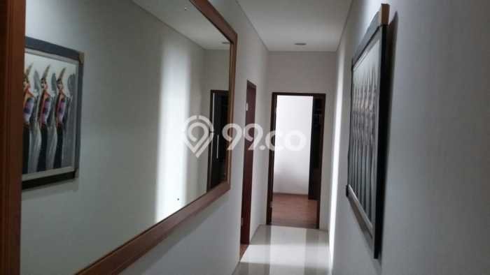 Rumah Elit Modern Tanpa Renovasi di Pejaten Jakarta Selatan Rumah Elit Modern Tanpa Renovasi di Pejaten Jakarta Selatan