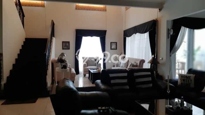 Rumah LT 330m² Harga Menarik di BSD Victoria Park Lane, Tangerang Rumah LT 330m² Harga Menarik di BSD Victoria Park Lane, Tangerang