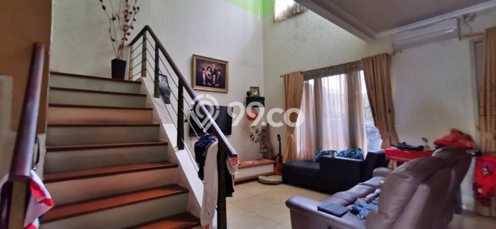 Rumah 3 KT 3 KM Fasilitas Kolam Renang di BSD Delatinos, Tangerang Rumah 3 KT 3 KM Fasilitas Kolam Renang di BSD Delatinos, Tangerang