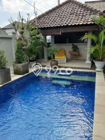 Rumah Disewakan Badung LT 300m2 LB 300m2 Kawasan Umalas Rumah Disewakan Badung LT 300m2 LB 300m2 Kawasan Umalas