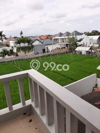 Rumah Disewakan Badung LT 300m2 LB 300m2 Kawasan Umalas Rumah Disewakan Badung LT 300m2 LB 300m2 Kawasan Umalas