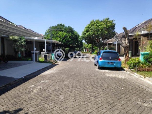 Jual Rumah Bagus Siap Huni LB 80m2 di Banyumanik, Semarang Jual Rumah Bagus Siap Huni LB 80m2 di Banyumanik, Semarang