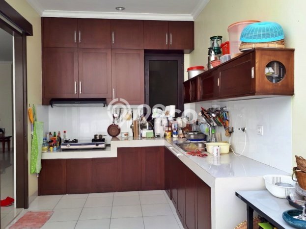 Rumah Terawat di BSD Foresta, Tangerang, LT 180m² LB 250m² DIJUAL CEPAT! Rumah Terawat di BSD Foresta, Tangerang, LT 180m² LB 250m² DIJUAL CEPAT!