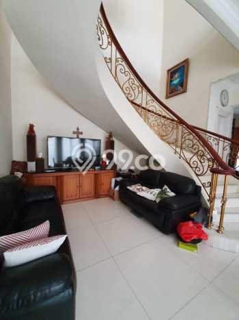 For Sale Rumah Mewah Exclusive di Tebet, Jakarta Selatan For Sale Rumah Mewah Exclusive di Tebet, Jakarta Selatan
