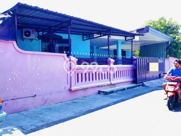 Disewakan Hunian Konsep Minimalis di Pasar Kliwon Surakarta dengan 4 KT Disewakan Hunian Konsep Minimalis di Pasar Kliwon Surakarta dengan 4 KT