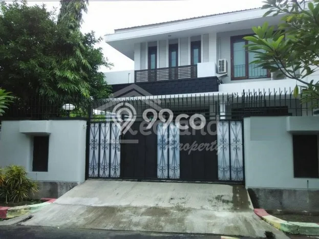 Dijual Rumah Mewah Megah Dengan View Eksklusif di Miroto, Semarang Dijual Rumah Mewah Megah Dengan View Eksklusif di Miroto, Semarang