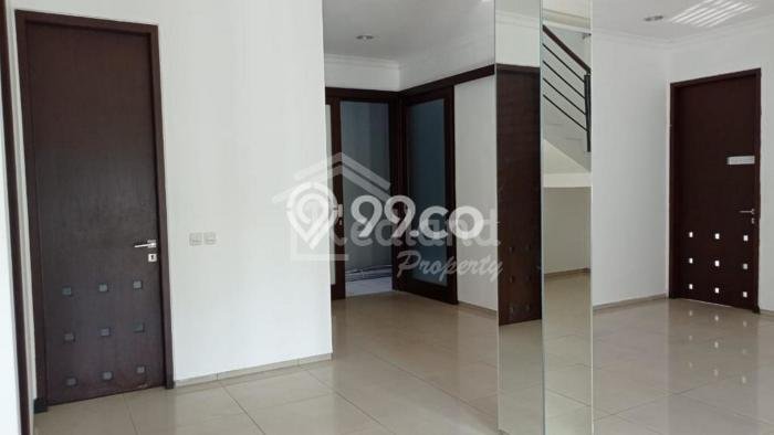 Dijual Rumah Mewah Megah Dengan View Eksklusif di Miroto, Semarang Dijual Rumah Mewah Megah Dengan View Eksklusif di Miroto, Semarang