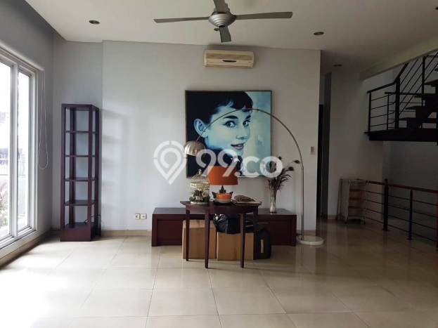 Rumah EXCLUSIVE! area Pondok Indah, Jakarta Selatan, Luas 253m² LB 333m², BISA KPR Rumah EXCLUSIVE! area Pondok Indah, Jakarta Selatan, Luas 253m² LB 333m², BISA KPR