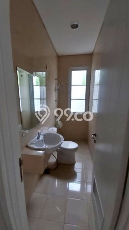 Jual Rumah Eksklusif 3 KT di BSD City, Tangerang Jual Rumah Eksklusif 3 KT di BSD City, Tangerang