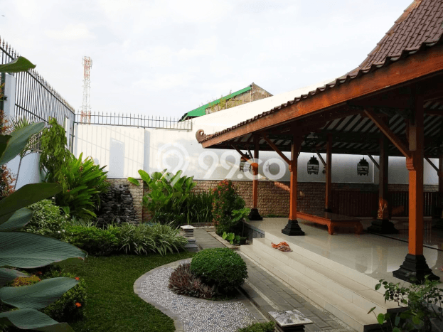 Rumah Exclusive 5 KT 4 KM di Kawasan Asri Banyuanyar, Solo Rumah Exclusive 5 KT 4 KM di Kawasan Asri Banyuanyar, Solo