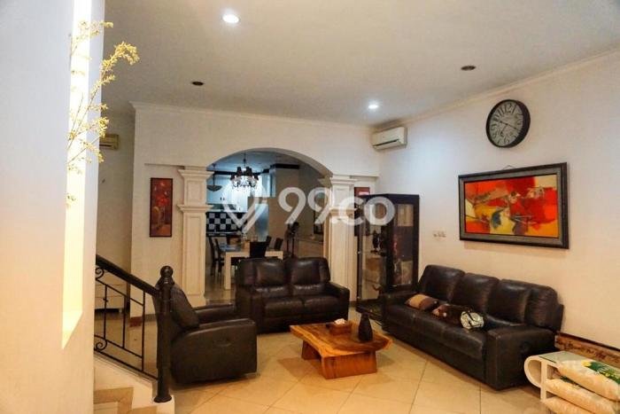 For Sale! Luxury House LT 200m2 Desain Modern di Pantai Indah Kapuk For Sale! Luxury House LT 200m2 Desain Modern di Pantai Indah Kapuk