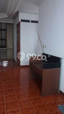 Rumah di Taman Kopo Indah, Bandung, Luas 102m² Bangunan 130m² Rumah di Taman Kopo Indah, Bandung, Luas 102m² Bangunan 130m²