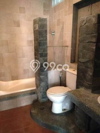 Rumah Terawat 2 KT 1 KM di Lokasi Premium Sukasari, Bandung Rumah Terawat 2 KT 1 KM di Lokasi Premium Sukasari, Bandung