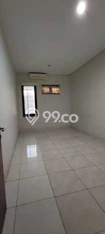 Ready to Use! Luxury House LT 220m2 Desain Elegan di BSD City Ready to Use! Luxury House LT 220m2 Desain Elegan di BSD City