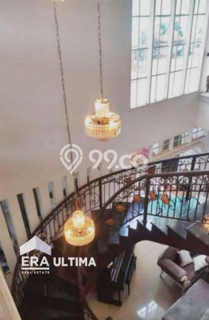 Rumah Elit Modern Tanpa Renovasi di Mekar Wangi Bandung Rumah Elit Modern Tanpa Renovasi di Mekar Wangi Bandung