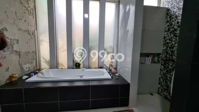 Hunian Elit LB 266m2 Siap Pakai Desain Elegan di Sunter, Jakarta Utara Hunian Elit LB 266m2 Siap Pakai Desain Elegan di Sunter, Jakarta Utara