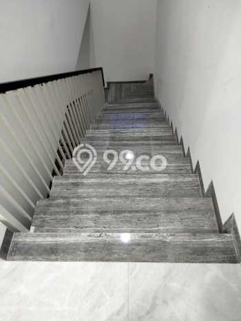 Rumah Elit LB 176m2 Siap Huni Desain Elegan di Mekar Wangi, Bandung Rumah Elit LB 176m2 Siap Huni Desain Elegan di Mekar Wangi, Bandung
