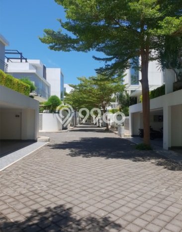 Rumah Mewah Siap Huni LT 300m2 di Kuta, Badung Rumah Mewah Siap Huni LT 300m2 di Kuta, Badung