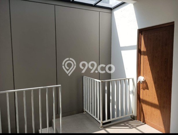 Rumah Luas Asri 4 KT Siap Pakai di Kemang Pratama Bekasi Rumah Luas Asri 4 KT Siap Pakai di Kemang Pratama Bekasi