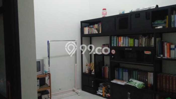 Rumah Modern 3 KT LT 211m2 di Gresik Kota Rumah Modern 3 KT LT 211m2 di Gresik Kota