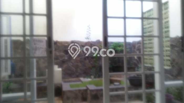 Rumah Modern 3 KT LT 211m2 di Gresik Kota Rumah Modern 3 KT LT 211m2 di Gresik Kota