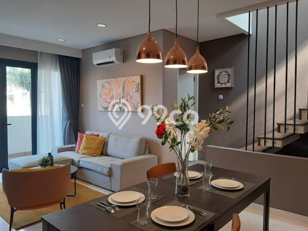 Rumah 4 KT 5 KM di Lokasi Strategis Cilandak, Jakarta Selatan Rumah 4 KT 5 KM di Lokasi Strategis Cilandak, Jakarta Selatan