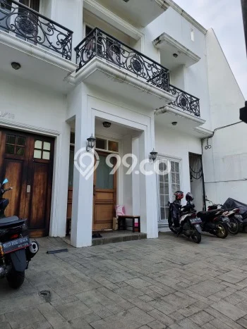 Hunian Super Mewah dengan Akses Paling Strategis di Kedoya Baru, Jakarta Barat Hunian Super Mewah dengan Akses Paling Strategis di Kedoya Baru, Jakarta Barat