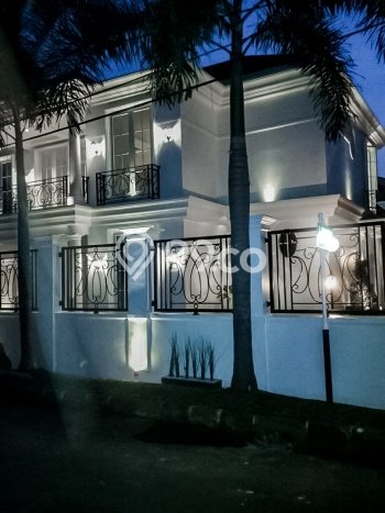 Rumah Nyaman 4 KT Luas Tanah 267m² di Bintaro, Tangerang Selatan Rumah Nyaman 4 KT Luas Tanah 267m² di Bintaro, Tangerang Selatan
