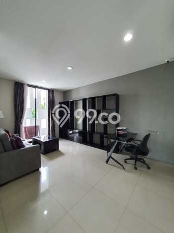 Ready to Use! Premium House LT 210m2 Desain Modern di Kemang Ready to Use! Premium House LT 210m2 Desain Modern di Kemang