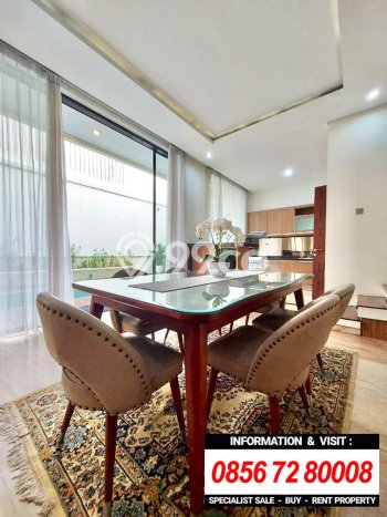 Hunian Mewah LB 330m2 Siap Huni Desain Elegan di Kemang, Jakarta Selatan Hunian Mewah LB 330m2 Siap Huni Desain Elegan di Kemang, Jakarta Selatan