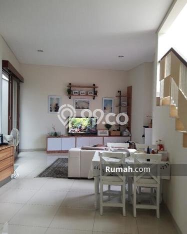 Dijual Rumah Luas Megah Dengan View Eksklusif di Setra Duta, Bandung Dijual Rumah Luas Megah Dengan View Eksklusif di Setra Duta, Bandung