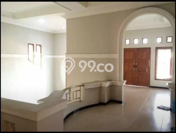 Dijual Cepat Rumah Bagus Siap Huni LB 300m2 di Banyuanyar, Solo Dijual Cepat Rumah Bagus Siap Huni LB 300m2 di Banyuanyar, Solo