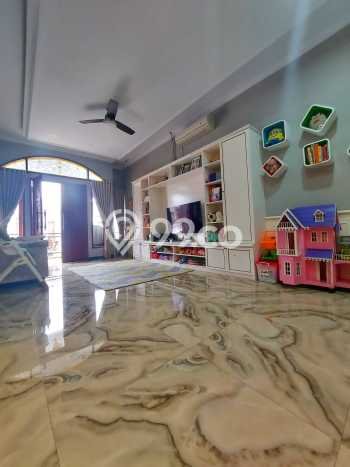 Hot Offer Hunian Mewah Ideal dan Luas di Jagakarsa, Jakarta Selatan Hot Offer Hunian Mewah Ideal dan Luas di Jagakarsa, Jakarta Selatan