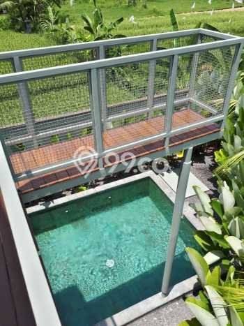 Rumah Mewah LB 100m2 Siap Pakai Desain Elegan di Canggu, Badung Rumah Mewah LB 100m2 Siap Pakai Desain Elegan di Canggu, Badung