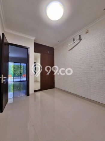 Rumah PREMIUM! area BSD Foresta, Tangerang, LT 180m² LB 280m², HARGA SPESIAL Rumah PREMIUM! area BSD Foresta, Tangerang, LT 180m² LB 280m², HARGA SPESIAL