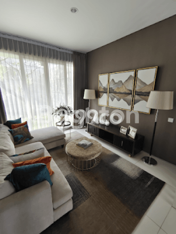 DIJUAL CEPAT! Rumah Modern area Citraland, Surabaya, Luas 180m2m² Bangunan 165m2m² Bisa Nego! DIJUAL CEPAT! Rumah Modern area Citraland, Surabaya, Luas 180m2m² Bangunan 165m2m² Bisa Nego!