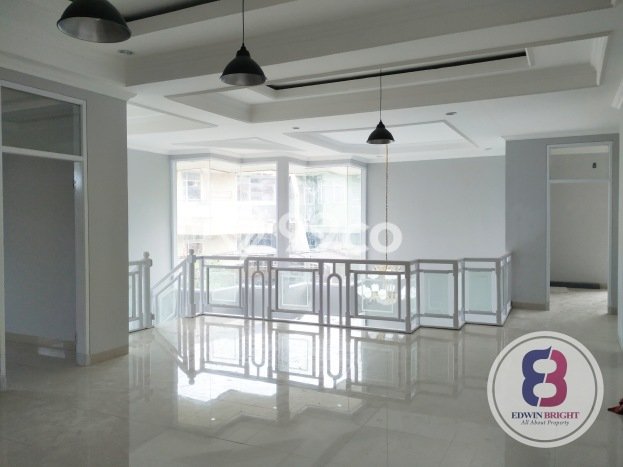 Rumah Eksklusif Dijual LT 381m2 di Cinere, Depok Rumah Eksklusif Dijual LT 381m2 di Cinere, Depok