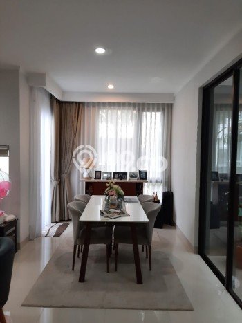 Rumah Elit Modern Tanpa Renovasi di Bintaro Tangerang Selatan Rumah Elit Modern Tanpa Renovasi di Bintaro Tangerang Selatan