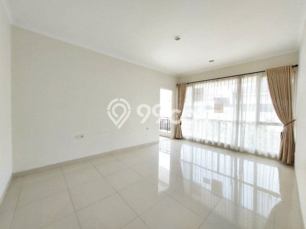 Dijual Rumah Luas Elegan Dengan View Cantik di Gading Serpong, Tangerang Dijual Rumah Luas Elegan Dengan View Cantik di Gading Serpong, Tangerang