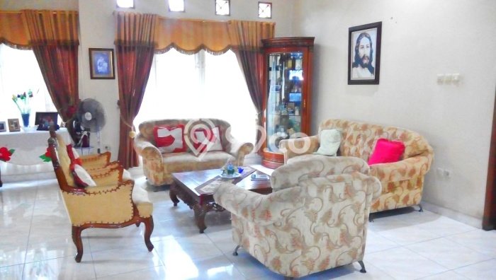 Rumah Eksklusif Siap Huni LT 280m2 di Duren Sawit, Jakarta Timur Rumah Eksklusif Siap Huni LT 280m2 di Duren Sawit, Jakarta Timur