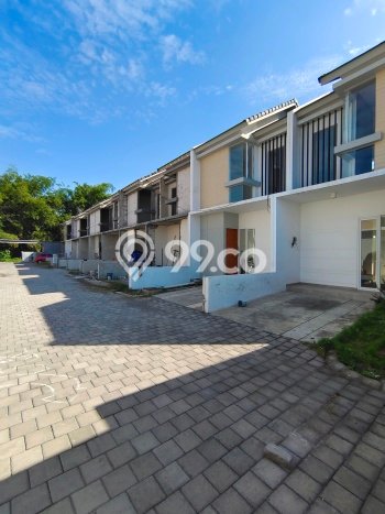 Rumah SUPER MEWAH! di Citraland, Surabaya, Luas 72m² LB 180m², BISA KPR Rumah SUPER MEWAH! di Citraland, Surabaya, Luas 72m² LB 180m², BISA KPR