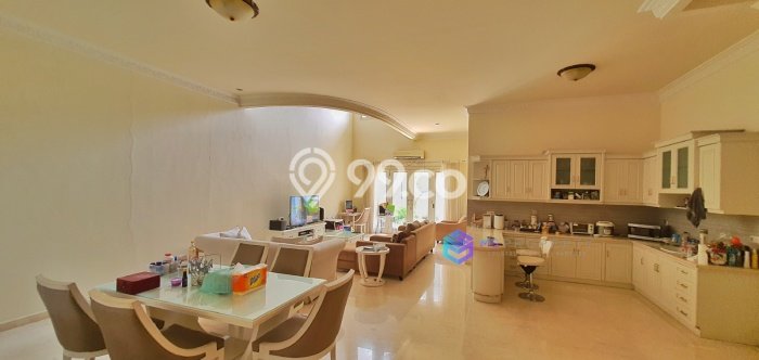 Hunian Elit LB 400m2 Siap Huni Desain Elegan di Bintaro, Jakarta Selatan Hunian Elit LB 400m2 Siap Huni Desain Elegan di Bintaro, Jakarta Selatan