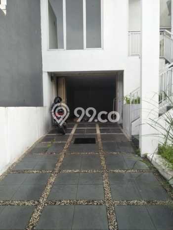 Dijual Cepat Rumah Favorit Siap Huni LB 210m2 di Antapani, Bandung Dijual Cepat Rumah Favorit Siap Huni LB 210m2 di Antapani, Bandung