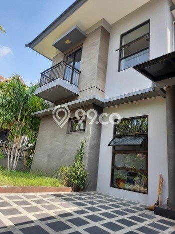 Jual Segera Rumah 4 KT 3 KM di Citraland, Surabaya Jual Segera Rumah 4 KT 3 KM di Citraland, Surabaya