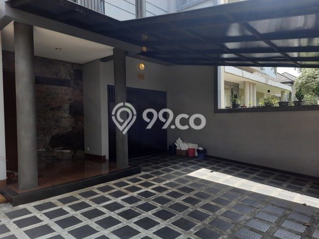 Jual Segera Rumah 4 KT 3 KM di Citraland, Surabaya Jual Segera Rumah 4 KT 3 KM di Citraland, Surabaya