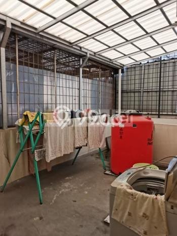 Rumah Modern area Gading Serpong, Tangerang, LT 136m² Bangunan 150m² Rumah Modern area Gading Serpong, Tangerang, LT 136m² Bangunan 150m²