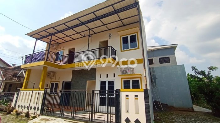 For Sale Hunian Rumah Terawat 8 KT di Kartosuro, Sukoharjo For Sale Hunian Rumah Terawat 8 KT di Kartosuro, Sukoharjo