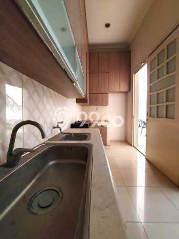 Rumah Luxury Modern Tanpa Renovasi di Pejaten Jakarta Selatan Rumah Luxury Modern Tanpa Renovasi di Pejaten Jakarta Selatan