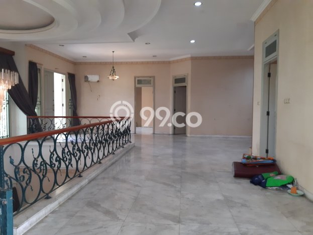Rumah Luxury Modern Siap Huni di Puri Indah Jakarta Barat Rumah Luxury Modern Siap Huni di Puri Indah Jakarta Barat